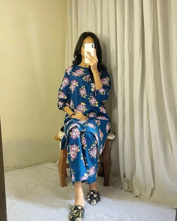 2-Piece Women's Stitched Gulab Print Linen Suit