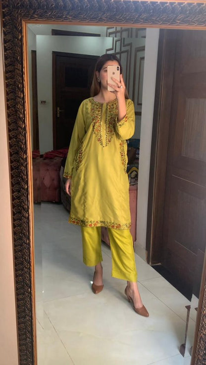 Mehndi 2-Piece Stitched Pocket Embroidered Linen Suit