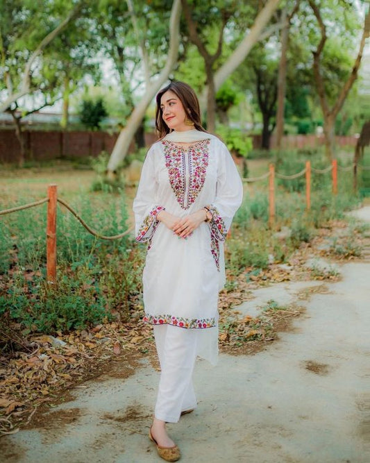 White 2-Piece Pocket Sequence Embroidery Suit